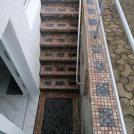 Schoene Einliegerwohnung In Daire *