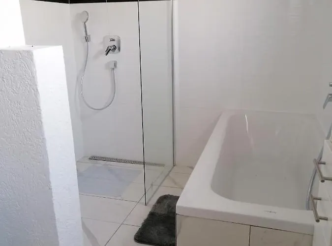 Schoene Einliegerwohnung In Apartment *