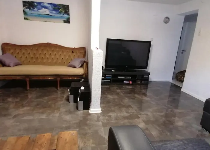 Schoene Einliegerwohnung In Apartment Hechingen